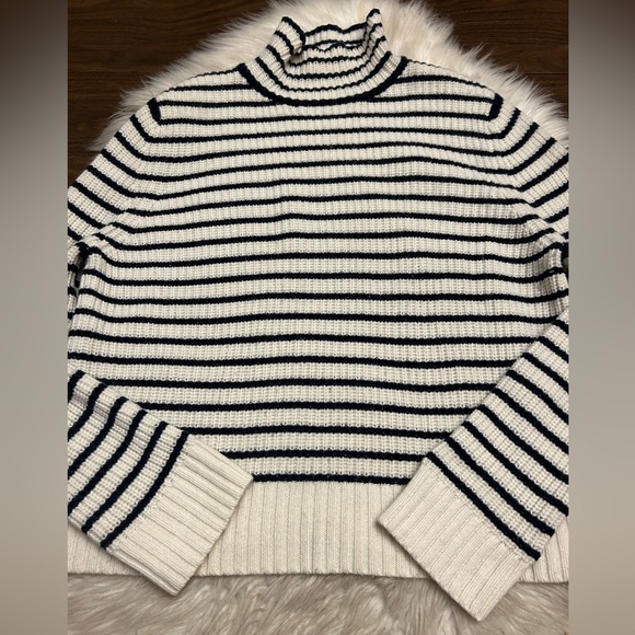 KULE ‘The Banks’ Striped Turtleneck Sweater In Cream And Navy - Picture 7 of 16
